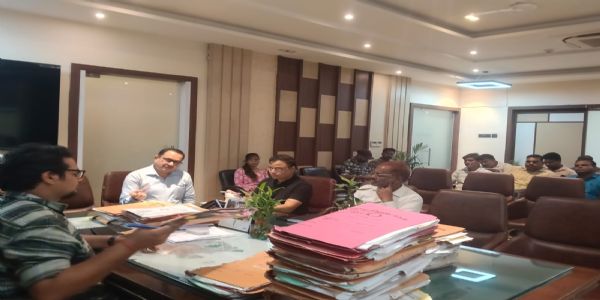 सफाई व्यवस्था में लापरवाही पर पांच फर्मों पर 95 हजार रुपये जुर्माना