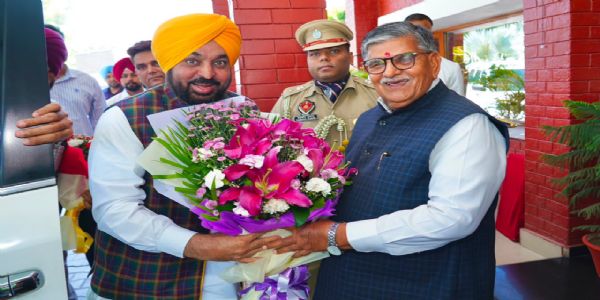 जगतार सिंह हवारा की पैरोल के लिए राज्यपाल से मिले मुख्यमंत्री मान
