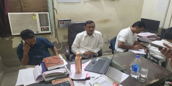 बिजली व्यवस्था की जांच को राठ पावर हाउस पहुंची तीन सदस्यीय टीम