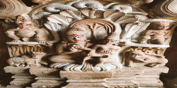 उज्जैनः प्रशासक प्रथम कौशिक ने किया महाकाल मंदिर की दर्शन व्यवस्थाओं का निरीक्षण