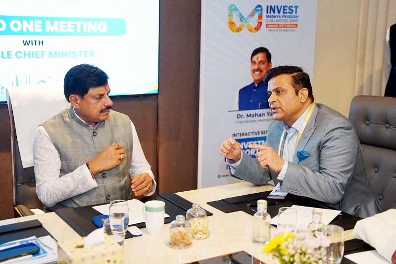 मप्र के मुख्यमत्री ने अहमदाबाद में उद्योगपतियों से की वन-टू-वन चर्चा मप्र के मुख्यमत्री ने अहमदाबाद में उद्योगपतियों से की वन-टू-वन चर्चा