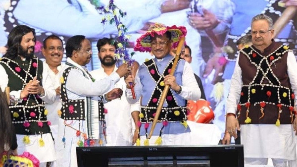 लोक पर्व हरेली तिहार लोक पर्व हरेली तिहार
