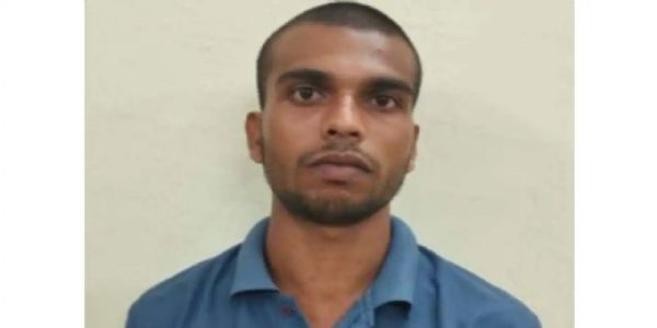 पाकिस्तानी सोशल मीडिया से संबंध होने के आरोप में गिरफ्तार युवक की तस्वीर। पाकिस्तानी सोशल मीडिया से संबंध होने के आरोप में गिरफ्तार युवक की तस्वीर।