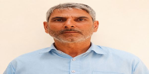 टाडा के तहत आरोपी और फरार चल रहा आतंकवादी अल्ताफ हुसैन शेख गिरफ्तार टाडा के तहत आरोपी और फरार चल रहा आतंकवादी अल्ताफ हुसैन शेख गिरफ्तार