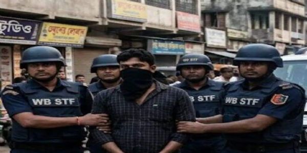 गिरफ्तार पाकिस्तानी नागरिक गिरफ्तार पाकिस्तानी नागरिक
