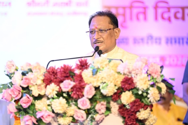 मुख्यमंत्री विष्णुदेव साय ‘विभाजन विभीषिका स्मृति दिवस’ के राज्य स्तरीय समारोह को संबोधित करते हुए