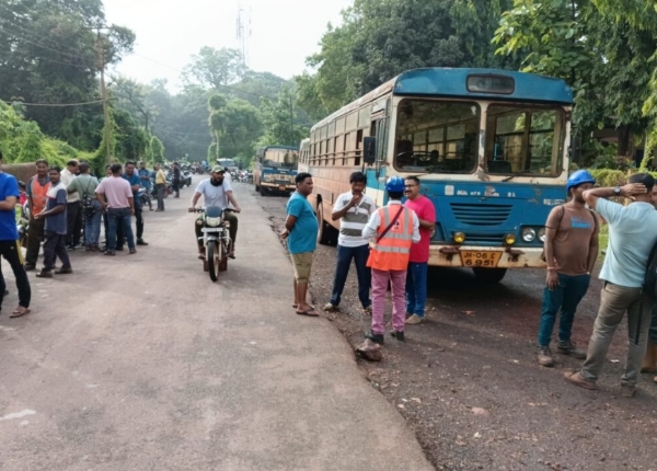 मजदूरों द्वारा हड़ताल मजदूरों द्वारा हड़ताल