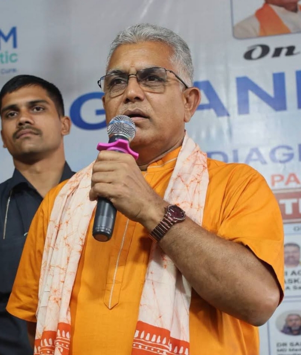पंचायत एवं ग्राम विकास मंत्री दिलीप घोष पंचायत एवं ग्राम विकास मंत्री दिलीप घोष