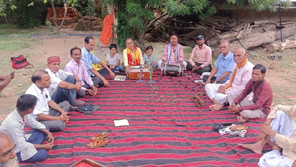 कबीर आश्रम में सत्संग कार्यक्रम कबीर आश्रम में सत्संग कार्यक्रम