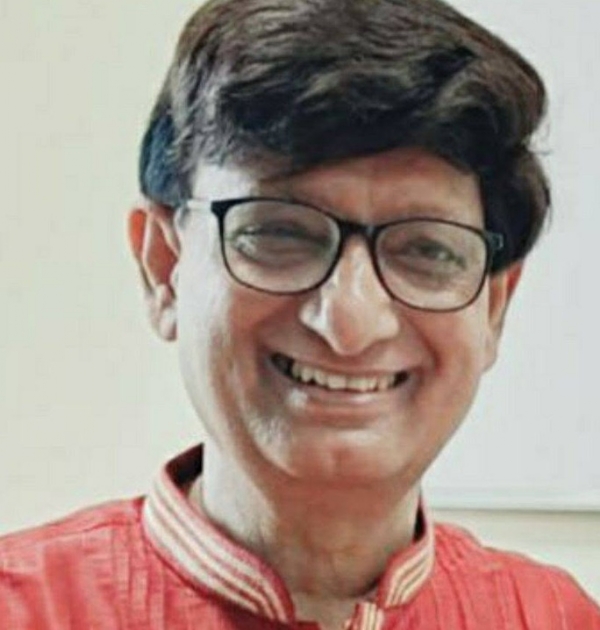 परिचय दास परिचय दास