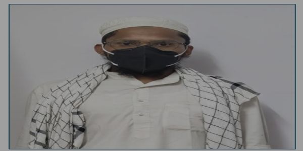 पकड़ा गया संदिग्ध आतंकी पकड़ा गया संदिग्ध आतंकी