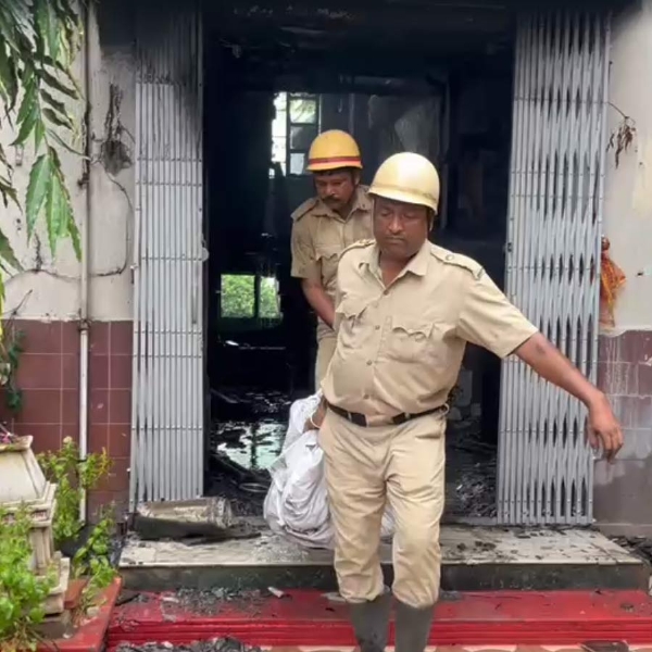 तारापीठ होटल में राहत और बचाव अभियान