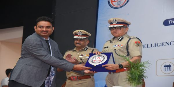 एआई और साइबर तकनीक से स्मार्ट होगी राजस्थान पुलिस:डीजीपी शर्मा