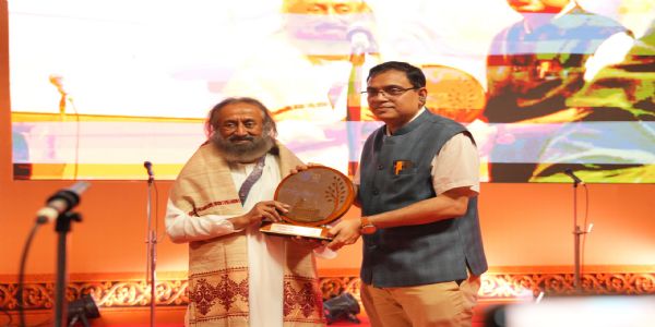 आईआईटी खड़गपुर ने मनाया 75वां स्थापना दिवस, विकसित भारत के निर्माण का लिया संकल्प
