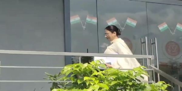 मोहाली जमीन घोटाला मामले में आईएएस कंवलप्रीत बराड़ ईडी के सामने पेश हुईं