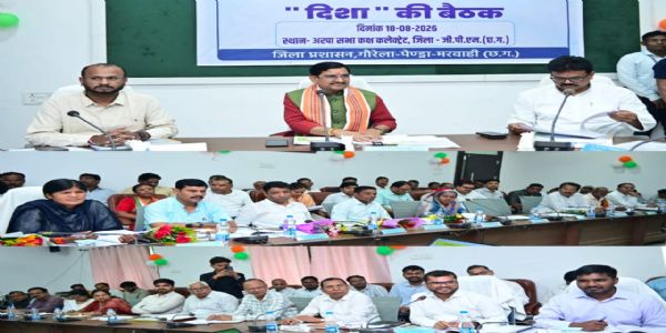 विकास योजनाओं को मिले गति, निर्माण कार्य समय-सीमा में हो पूर्ण : केन्द्रीय राज्य मंत्री तोखन साहू