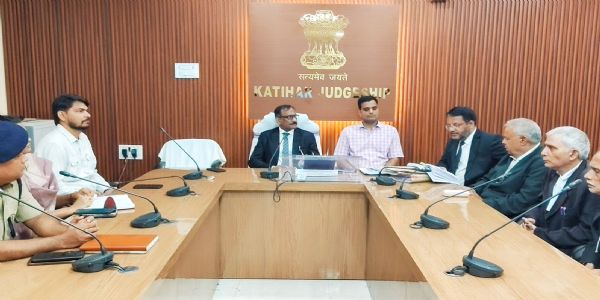 राष्ट्रीय लोक अदालत 12 सितंबर को, लंबित मामलों के त्वरित निष्पादन को लेकर जिला जज ने की समीक्षा बैठक