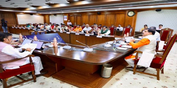 मप्र कैबिनेट का फैसला : अगले पांच साल जारी रहेंगी लाड़ली बहना और लाड़ली लक्ष्मी योजनाएं
