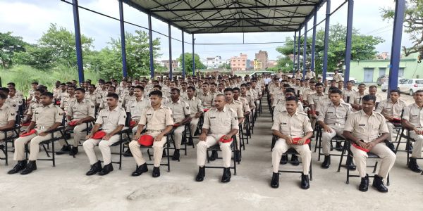 सारण एसएसपी ने नवनियुक्त जवानों के प्रशिक्षण सत्र का किया उद्घाटन
