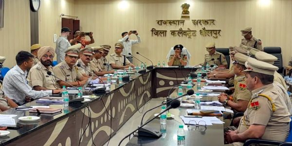 आमजन को त्वरित एवं संवेदनशील पुलिसिंग उपलब्ध कराएं : डॉ. चंद्रा