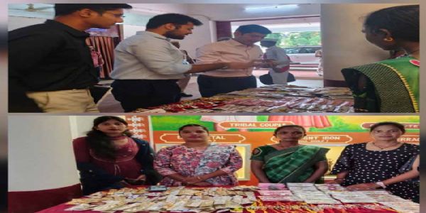 कलेक्टोरेट परिसर में सजी राखियों की प्रदर्शनी, कलेक्टर ने क्रय की हस्तनिर्मित राखियां