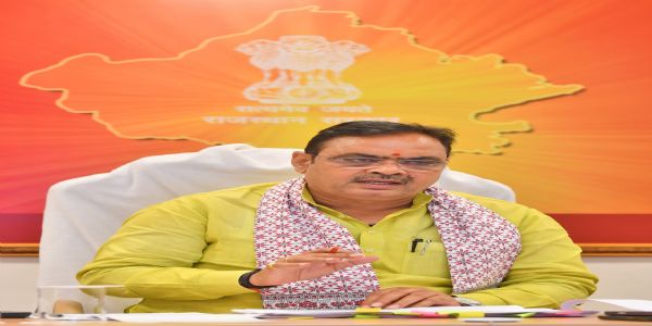 शिक्षा सुधार की दिशा में मुख्यमंत्री की महत्वपूर्ण पहल, विद्यालयों में शिक्षण व्यवस्था को मिल रही मजबूती