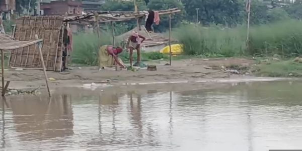 कानपुर में बढ़ा गंगा का जलस्तर, बैराज पर चेतावनी स्तर के करीब पहुंचा