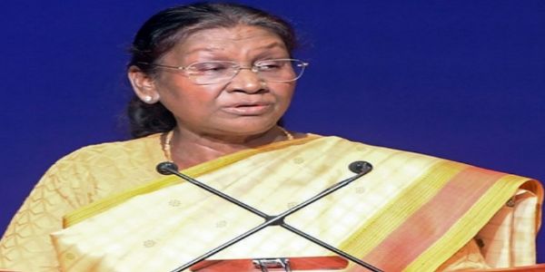 राष्ट्रपति, उपराष्ट्रपति, प्रधानमंत्री ने कोलकाता अग्निकांड में जानमाल की हानि पर जताया दुख