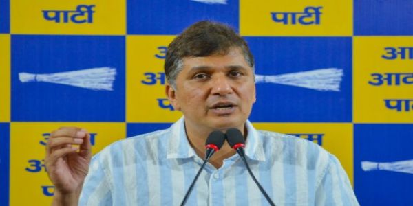 दिल्ली में साइकिल खरीद में आआपा ने लगाया घोटाले का आरोप