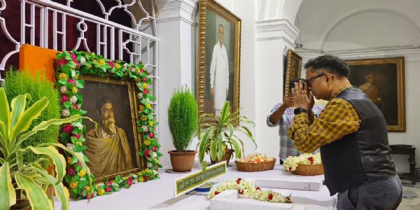 बंगाल विधानसभा में आचार्य प्रफुल्ल चंद्र रॉय की 165वीं जयंती पर दी गई श्रद्धांजलि