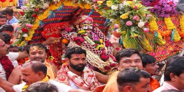 मप्र के उज्जैन में सोमवार को धूमधाम से निकलेगी महाकाल की सवारी, चंद्रमौलेश्वर स्वरूप में देंगे भक्तों को दर्शन