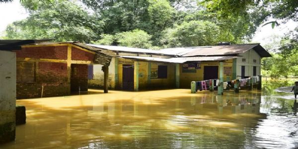 असम बाढ़ : रिलायंस फ़ाउंडेशन ने मुख्यमंत्री राहत कोष में 21 करोड़ का दिया योगदान