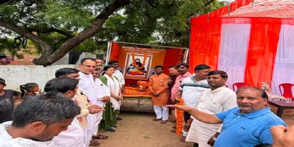 गुरु रविदास जयंती कलश यात्रा का कोन में भव्य स्वागत, आस्था और समरसता का दिखा संगम