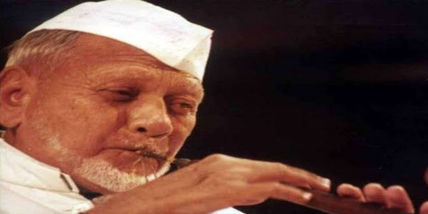 इतिहास के पन्नों में 21 अगस्त : शास्त्रीय संगीत में शहनाई को पहचान दिलाने वाले उस्ताद बिस्मिल्लाह खां