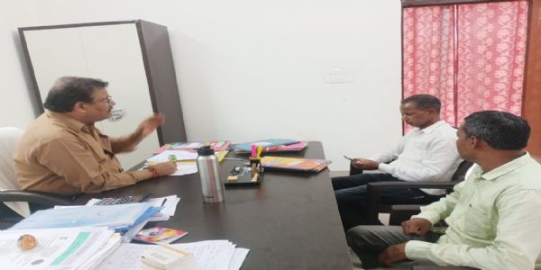४०-५० छात्रों का टीसी जमा कराकर एडमिशन से रोका, अधर में अटका भविष्य