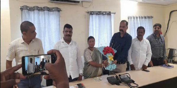 खाद की कालाबाजारी और अतिक्रमण का मुद्दा बीस सूत्री की बैठक में छाया