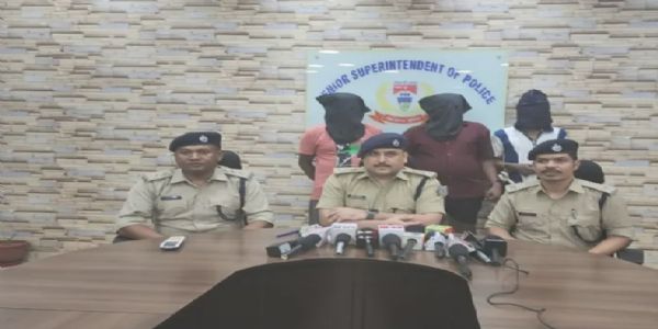 गांजा और ब्राउन शुगर के साथ तीन गिरफ्तार