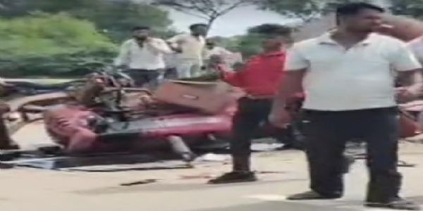 प्रयागराज में मजदूरों से भरी ट्रैक्टर-ट्रॉली पलटने महिला की मौत, 20 मजदूर घायल