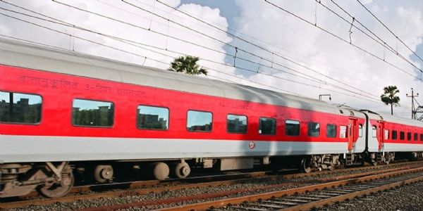 अनूपपुर: बिलासपुर-चिरमिरी ट्रेन में ड्यूटी कर रहे टीटीई का बैग चोरी, जीआरपी ने जांच की शुरू