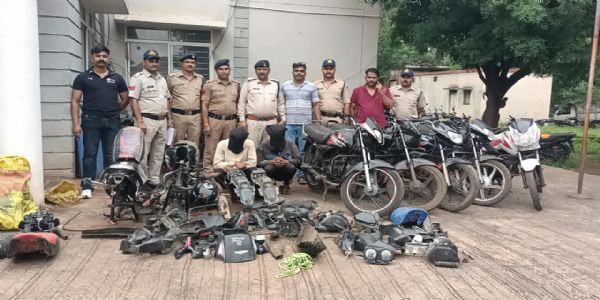 आगरमालवाः तीन बाइक चोर गिरफ्तार, पाँच मोटरसाईकिलें बरामद