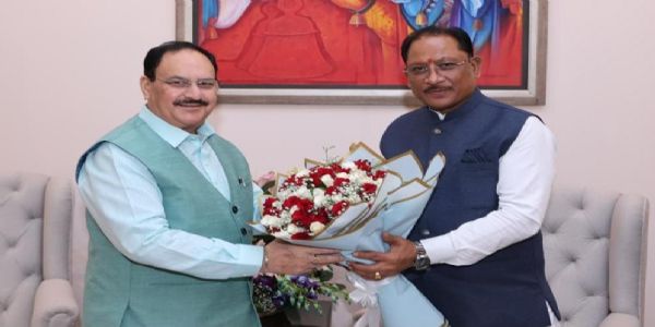 मुख्यमंत्री विष्णुदेव साय ने केंद्रीय स्वास्थ्य मंत्री जेपी नड्डा से की सौजन्य भेंट
