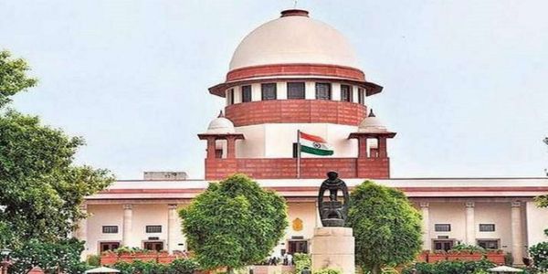 सुप्रीम कोर्ट ने सिविल जज बनने के लिए 3 साल की प्रैक्टिस घटाकर एक साल की