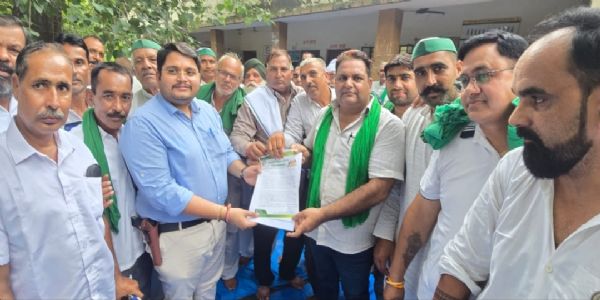 किसान पंचायत में की गई सर्किल रेट बढ़ाने व गन्ना भुगतान कराने की मांग