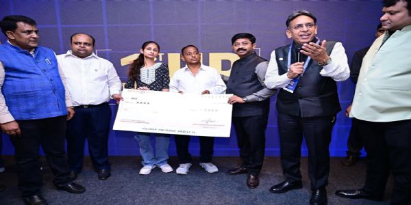 सात जरूरतमंद वैश्य परिवारों को मिली 15.59 लाख रुपये की सहायता
