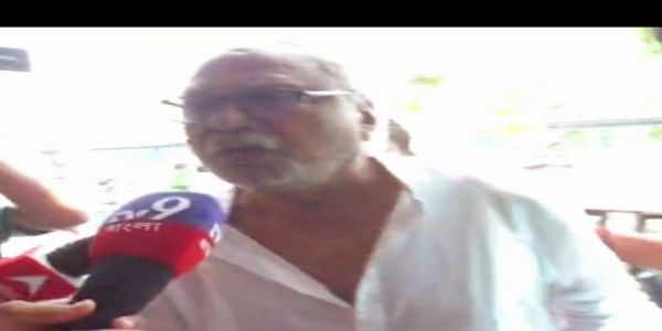 अदालत में पेशी के दौरान पूर्व विधायक निर्मल घोष ने सरकार पर लगाया बदले की राजनीति का आरोप