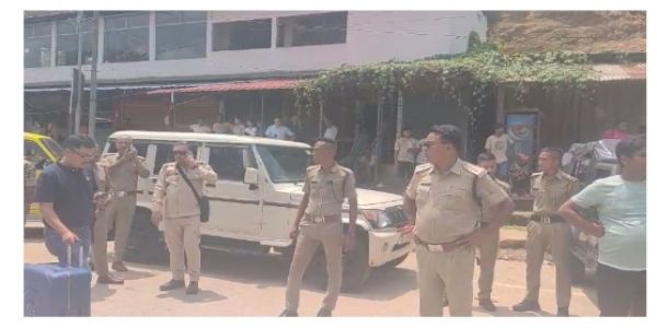 जोराबाट में तीसरे दिन भी कैब चालकों का प्रदर्शन, कोईनाधारा में अहम बैठक आज