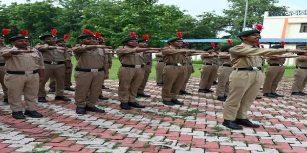 फोनिक्स विश्वविद्यालय में दस दिवसीय एनसीसी वार्षिक प्रशिक्षण शिविर शुरू