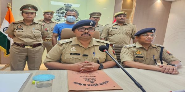 बीस लाख की चोरी का खुलासा, वादी निकला चोर