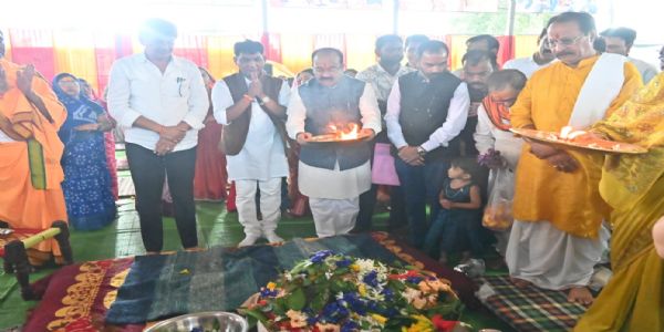 उप मुख्यमंत्री अरुण साव महारुद्राभिषेक में हुए शामिल