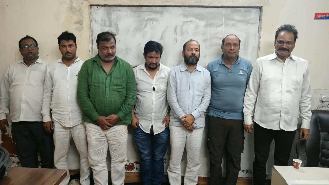 गिरफ्तार आरोपितगण